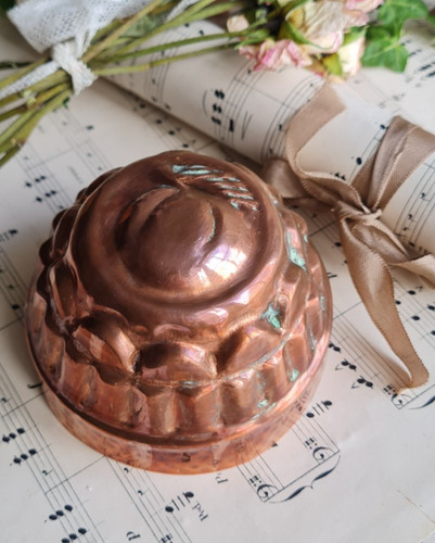 Ancien petit moule gateau - moule,