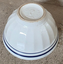 Ancien grand Bol blanc avec