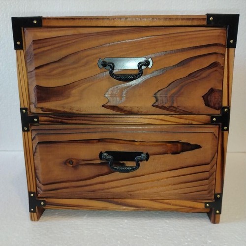 Ancienne petite armoire - , coffre