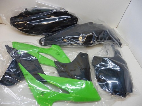 Kit carénage plastique - de,