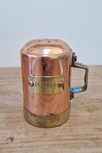 élégante poivrière ancienne - Élégante,