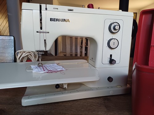 Machine coudre bernina - machine, 831