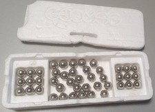 Boîte de 34 billes pour jeu