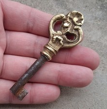 1 clé ancienne Old key L=7,5