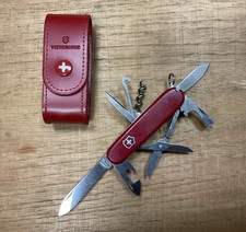 Magnifique Couteau Suisse