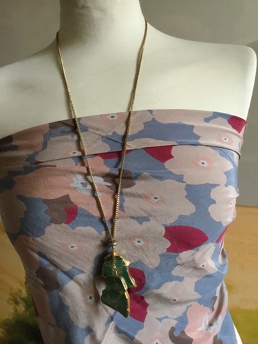 Collier doré pendentifs