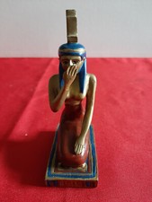 figurine égyptienne isis