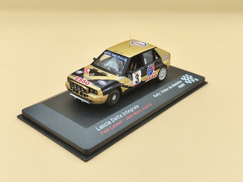 Lancia delta intégrale - 1/43,