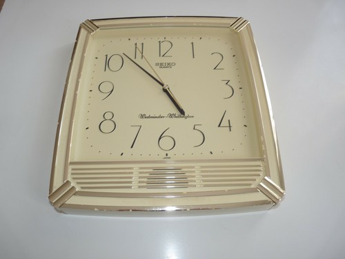 Ancienne montre horloge mural - ancienne,