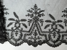 DENTELLE ANCIENNE - BEAU