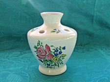 Vase pique fleur en faïence