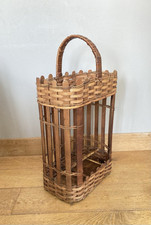 Bar en bambou, osier et rotin