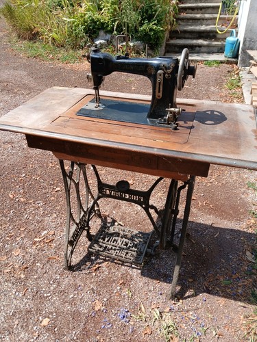 Vigneron machine coudre - vigneron, à