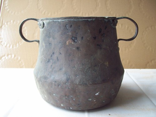 Très ancien chaudron - ancien,