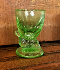 Coquetier ancien en verre