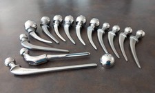 Lot de 13 prothèses de