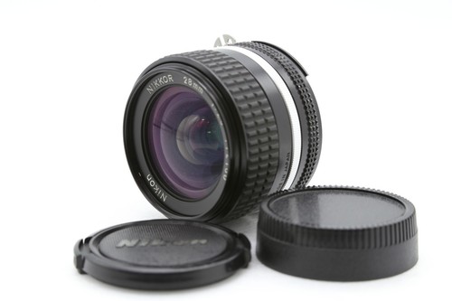 Objectif grand angle nikon - grand,