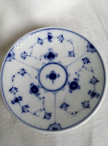 Petite assiette porcelaine