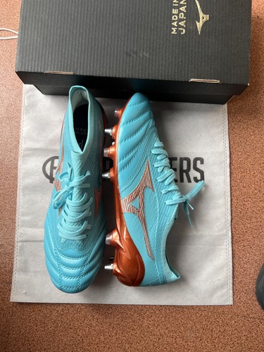 Crampons mizuno morelia neo - crampons, iv