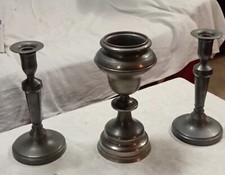 Lot 2 bougeoirs anciens + 1