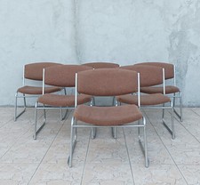 Suite de 6 chaises basses