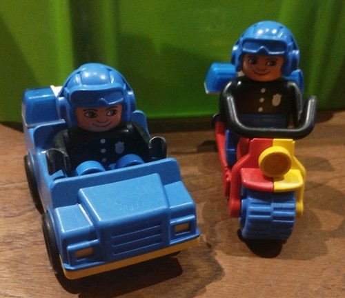 Lot autour police lego - de,