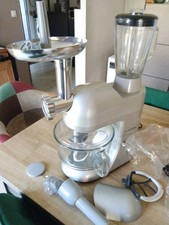 Lucia Argentea 2G Robot