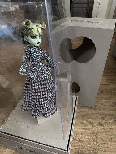 Mattel off white monster high - off-white,