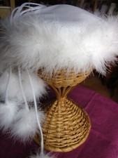 Chapeau mariée plumes blanches vintage 1980