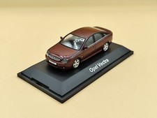 1/43 Opel Vectra C GTS Rouge Bordeaux 2002 Schuco ref: 02681