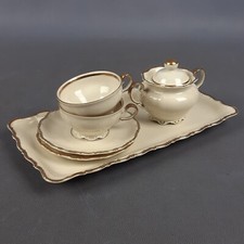 Service De Table En Porcelaine