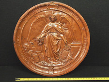 MEDAILLON de DECOURCELLE PARIS