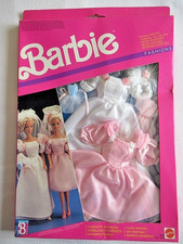 BARBIE 6992 - 2 TENUES : MARIEE et DEMOISELLE D'HONNEUR - BLISTER JAMAIS OUVERT