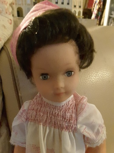 Petite poupée sylvette - poupée,