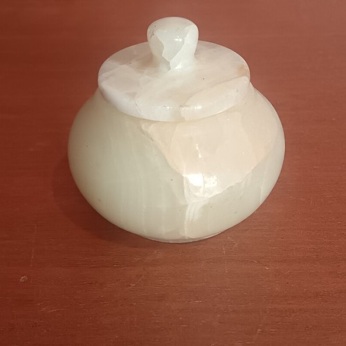 Ancienne petite boîte - petite,