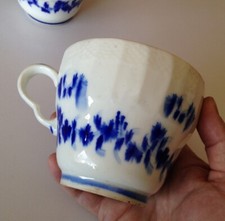 Lot 2 Grosses Tasses Faience