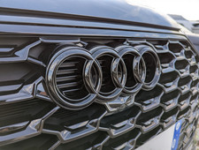 LOGO 273mm CALANDRE NOIR