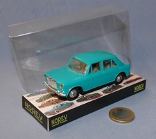 Norev Plastigam réf 90 : MG 1100 "vitres descendantes" (Morris, Austin,Wolseley)