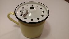 ANCIENNE BOUILLOIRE A LAIT AVEC COUVERCLE ANTI MONTE LAIT EN EMAIL JAUNE -A VOIR