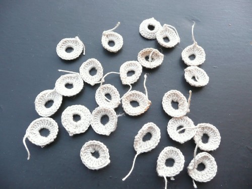 Lot antique haberdashery - 22,