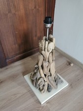 Pied de lampe en bois flotté