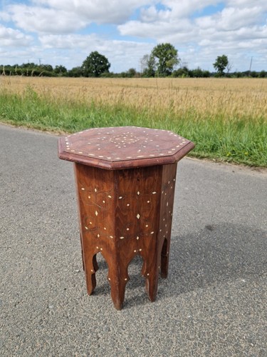 Ancienne table thé gueridon - table, a