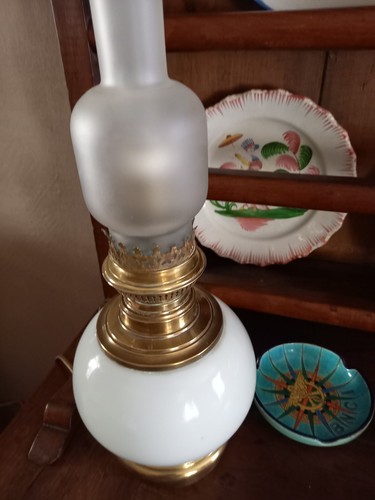 Lampe pétrole - à,