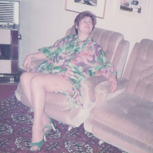 Belle jeune femme - en, nylon