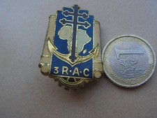 insigne  militaire  3 eme rac
