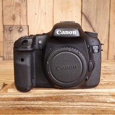 Used Canon 7D DSLR Camera Body