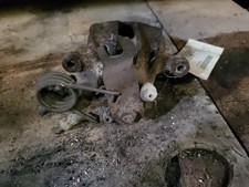 Etrier arriere droit