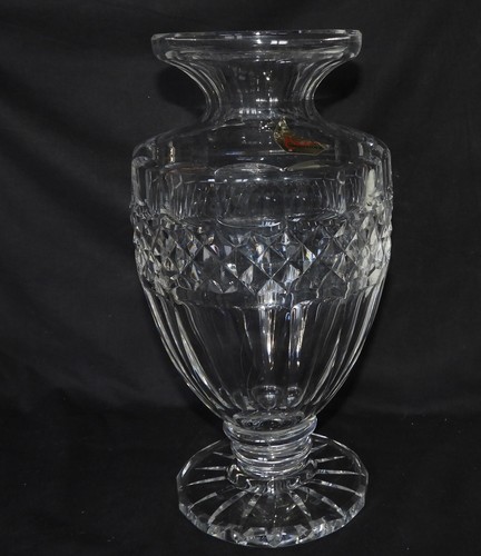 Grand vase cristal - , (taillé)