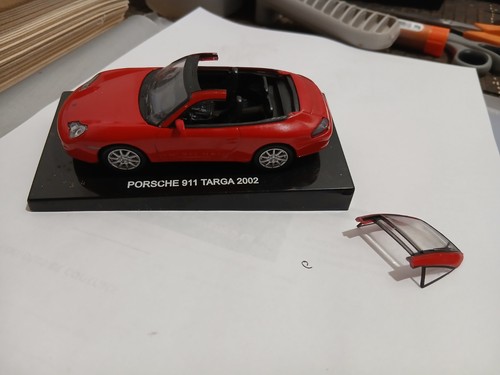 Porsche 911 targa rouge 2002 - targa,