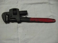 ancienne clef à griffes -